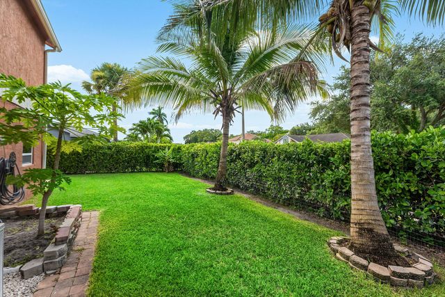 139 ROYAL PINE Circle S, Royal Palm Beach, FL 33411