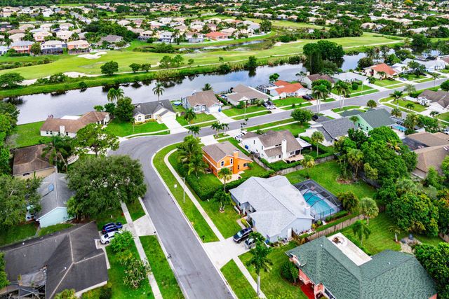 139 ROYAL PINE Circle S, Royal Palm Beach, FL 33411