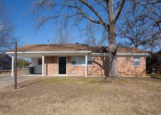 6505 Farmstead Road, North Little Rock, AR 72117
