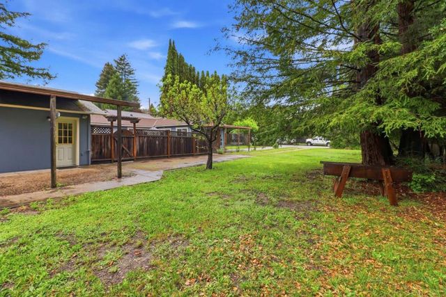 159 Laurel Drive, Felton, CA 95018