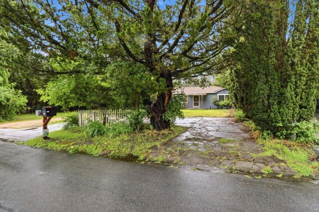 159 Laurel Drive, Felton, CA 95018