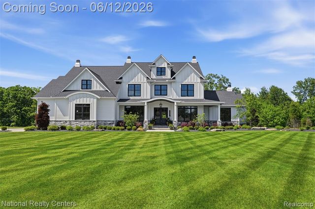 2853 7 Mile Road, South Lyon, MI 48178