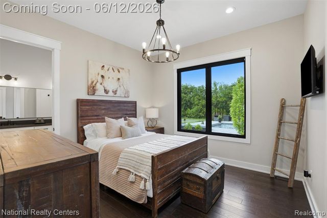 2853 7 Mile Road, South Lyon, MI 48178
