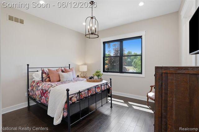 2853 7 Mile Road, South Lyon, MI 48178