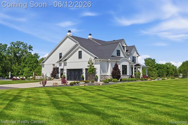 2853 7 Mile Road, South Lyon, MI 48178
