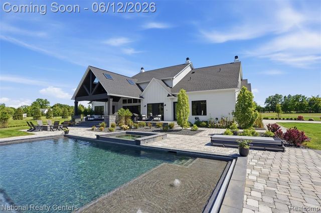 2853 7 Mile Road, South Lyon, MI 48178