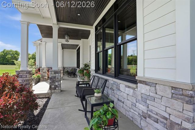 2853 7 Mile Road, South Lyon, MI 48178