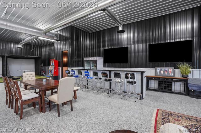 2853 7 Mile Road, South Lyon, MI 48178