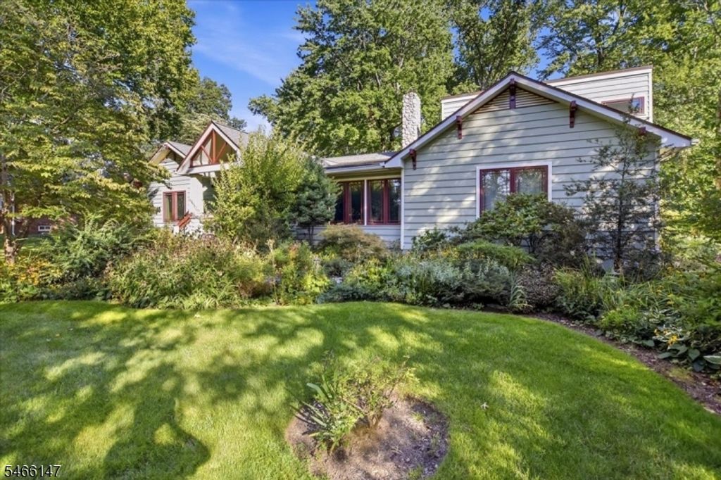 2032 Brookside Dr, Scotch Plains Twp., NJ 07076 — exterior