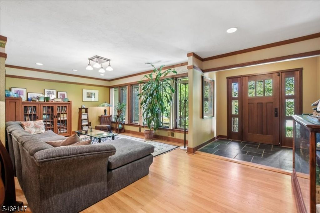 2032 Brookside Dr, Scotch Plains Twp., NJ 07076 — photo 5