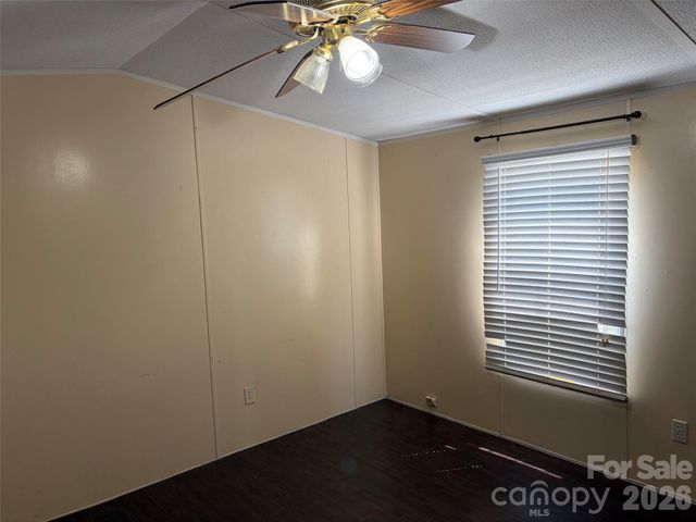 15 spring Street, Candler, NC 28715