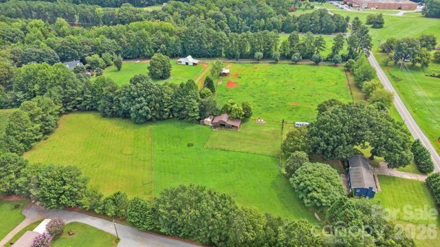 6268 Long Island Road, Catawba, NC 28609