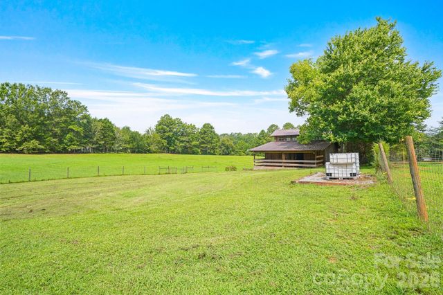 6268 Long Island Road, Catawba, NC 28609