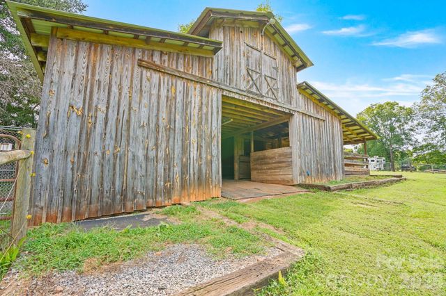 6268 Long Island Road, Catawba, NC 28609