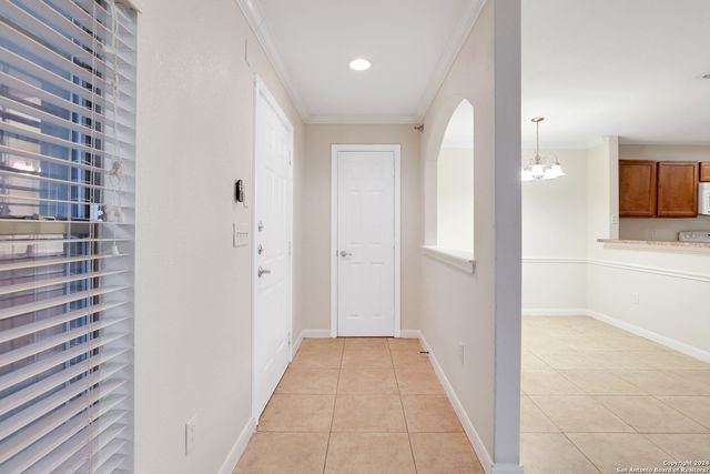 7323 Snowden Rd Apt 3306, San Antonio, TX 78240