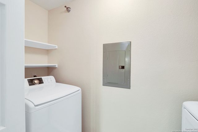 7323 Snowden Rd Apt 3306, San Antonio, TX 78240