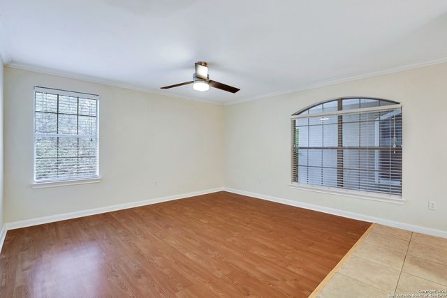 7323 Snowden Rd Apt 3306, San Antonio, TX 78240