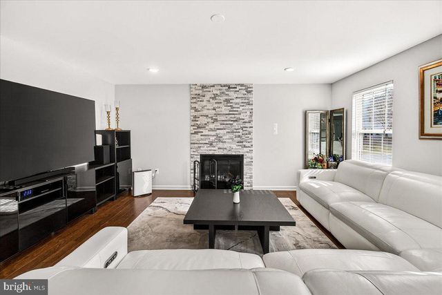 6303 EDGEWARE CT, Frederick, MD 21703