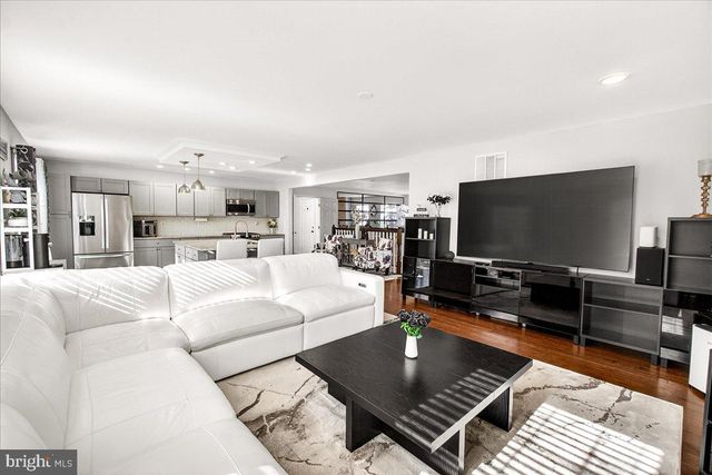 6303 EDGEWARE CT, Frederick, MD 21703