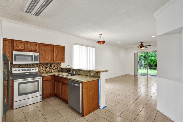 3717 Pebblebrook Manor, Coconut Creek, FL 33073