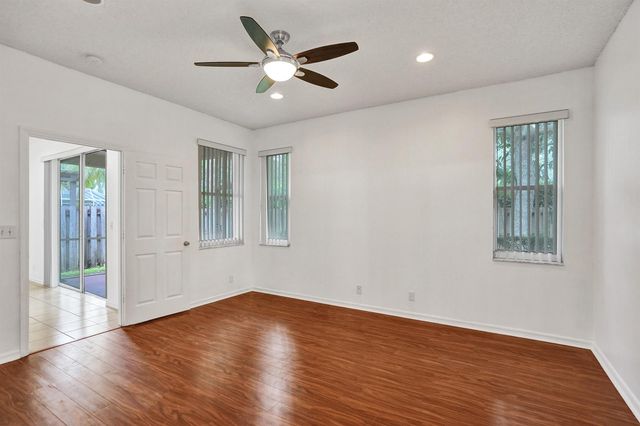 3717 Pebblebrook Manor, Coconut Creek, FL 33073