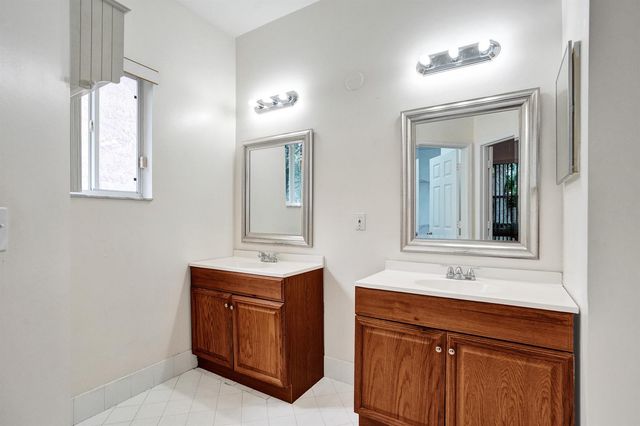 3717 Pebblebrook Manor, Coconut Creek, FL 33073