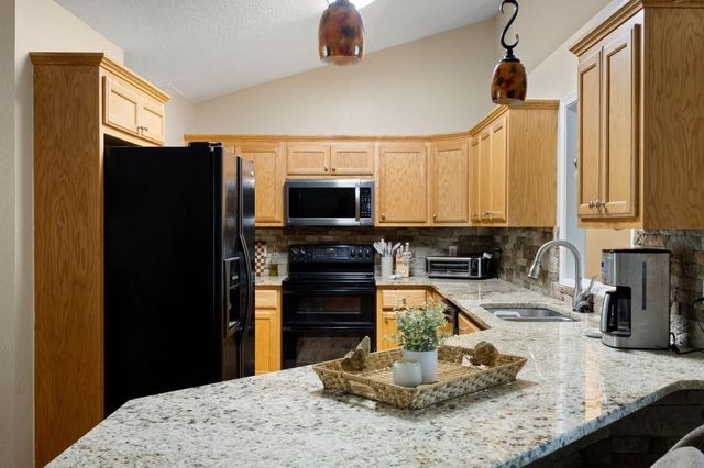 15 Railroad Pass, Cartersville, GA 30120