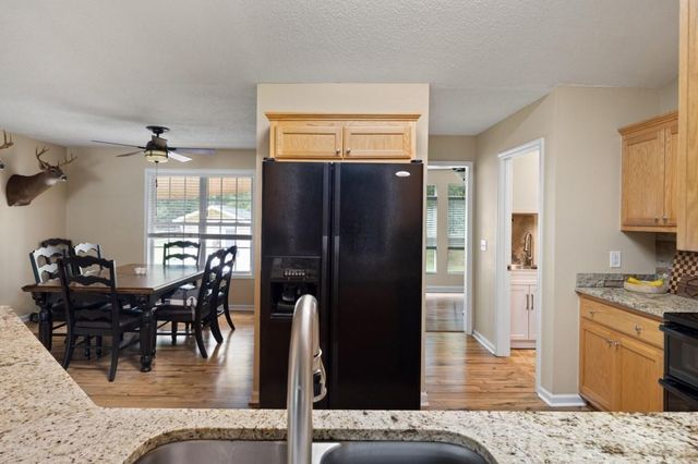 15 Railroad Pass, Cartersville, GA 30120