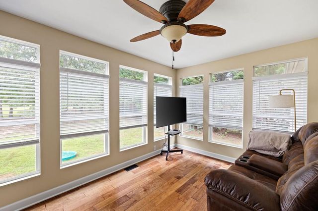 15 Railroad Pass, Cartersville, GA 30120