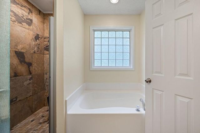 15 Railroad Pass, Cartersville, GA 30120