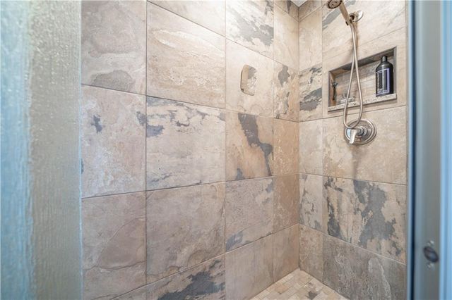 15 Railroad Pass, Cartersville, GA 30120