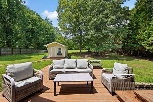 15 Railroad Pass, Cartersville, GA 30120