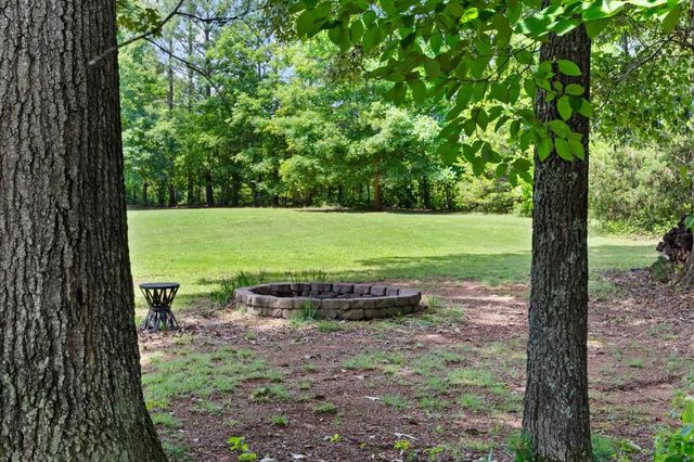 15 Railroad Pass, Cartersville, GA 30120