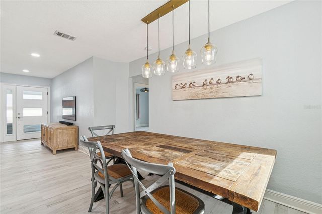 120 19TH AVENUE N, St Petersburg, FL 33704