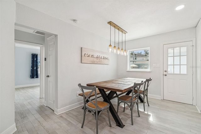 120 19TH AVENUE N, St Petersburg, FL 33704