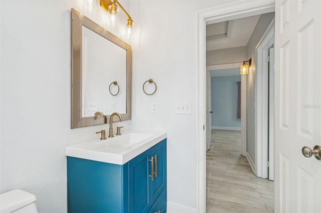 120 19TH AVENUE N, St Petersburg, FL 33704