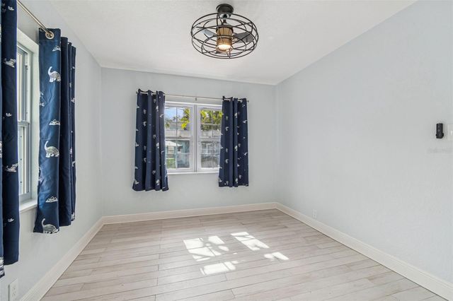 120 19TH AVENUE N, St Petersburg, FL 33704