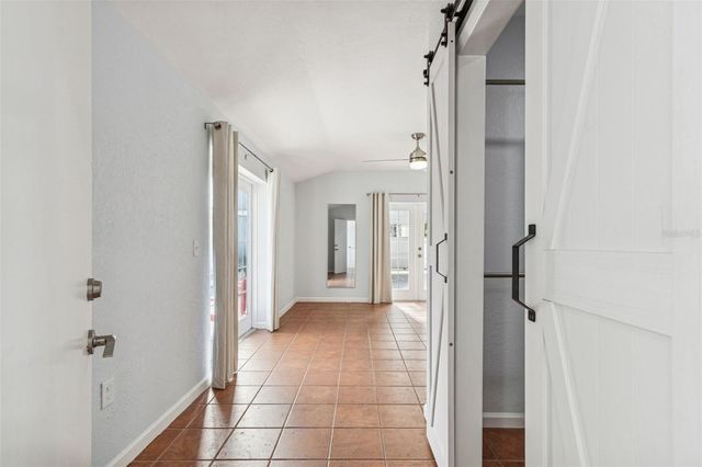 120 19TH AVENUE N, St Petersburg, FL 33704