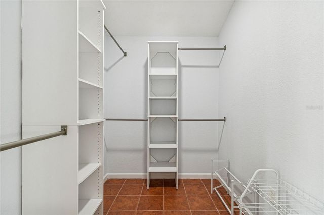 120 19TH AVENUE N, St Petersburg, FL 33704