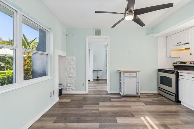 120 19TH AVENUE N, St Petersburg, FL 33704