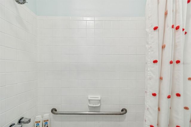 120 19TH AVENUE N, St Petersburg, FL 33704