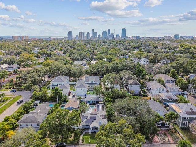 120 19TH AVENUE N, St Petersburg, FL 33704