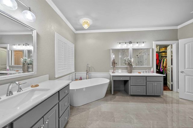 24130 Stallion Park Place, Lindale, TX 75771