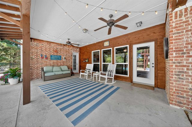 24130 Stallion Park Place, Lindale, TX 75771