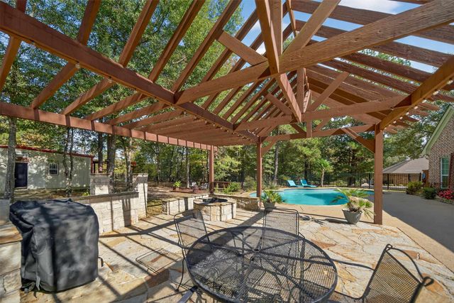 24130 Stallion Park Place, Lindale, TX 75771