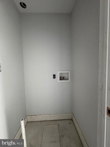 1207 MYRTLE AVE, Baltimore, MD 21217