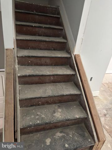 1207 MYRTLE AVE, Baltimore, MD 21217