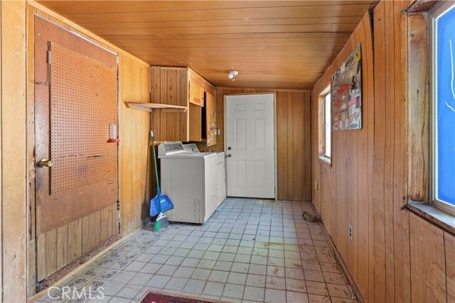 799 Mountain View, Wrightwood, CA 92397