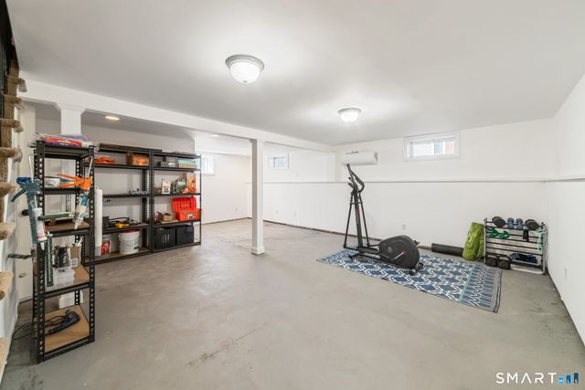 121 Ravencrest Drive, Stratford, CT 06614