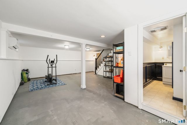 121 Ravencrest Drive, Stratford, CT 06614